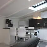 Comfortable In Downtown Appartement