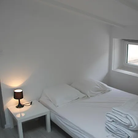 Comfortable In Downtown *